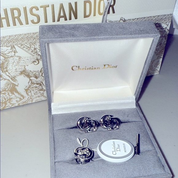 Dior Silver logo CD Cufflinks and Tie clip set! - Picture 5 of 11